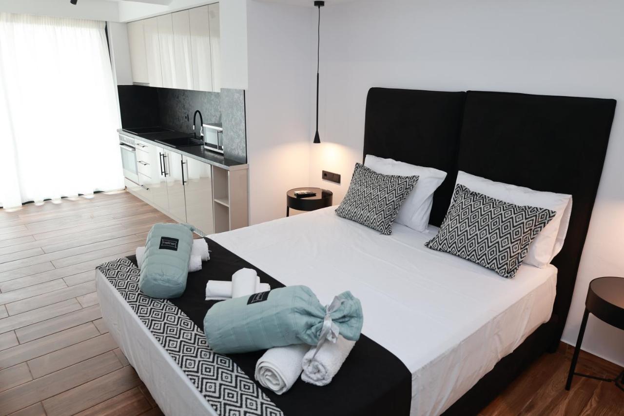 Paris-Irini Studios And Apartments Plomari Zewnętrze zdjęcie